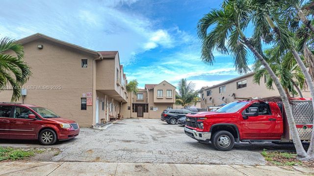 5698 W 25th Ct 5698, Hialeah, FL 33016