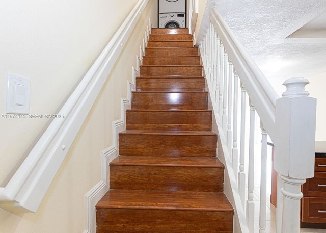 5698 W 25th Ct 5698, Hialeah, FL 33016