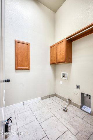 5724 Valley Maple Drive, El Paso, TX 79932