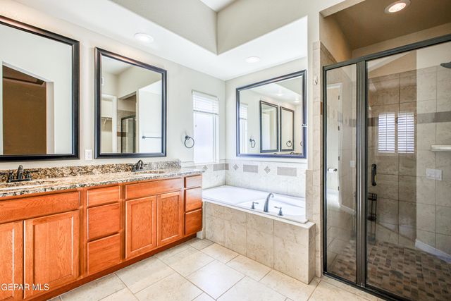 5724 Valley Maple Drive, El Paso, TX 79932