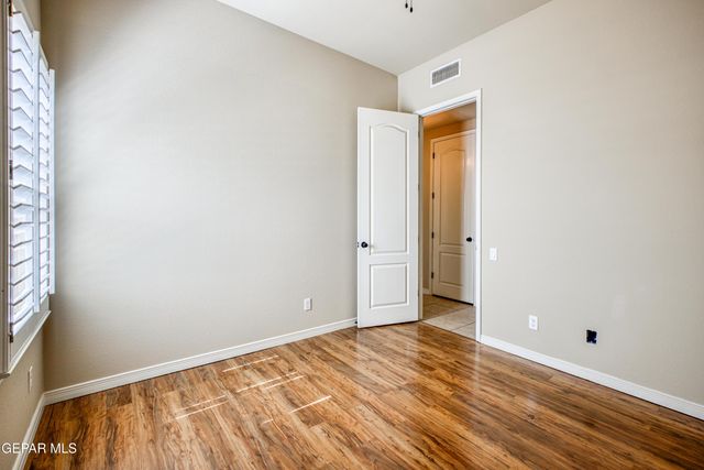 5724 Valley Maple Drive, El Paso, TX 79932