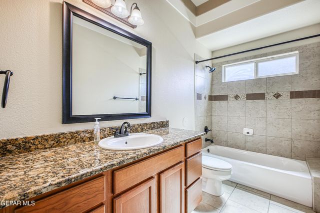 5724 Valley Maple Drive, El Paso, TX 79932