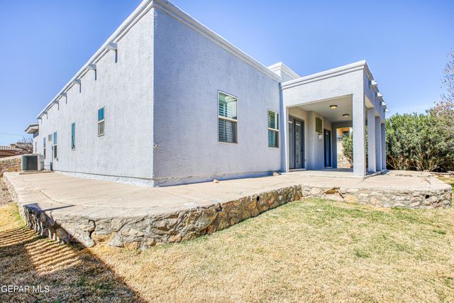 5724 Valley Maple Drive, El Paso, TX 79932