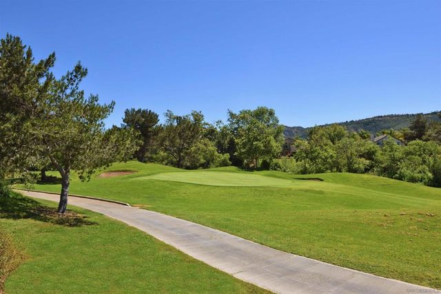 1783 Medinah, San Marcos, CA 92069