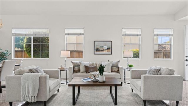 1783 Medinah, San Marcos, CA 92069
