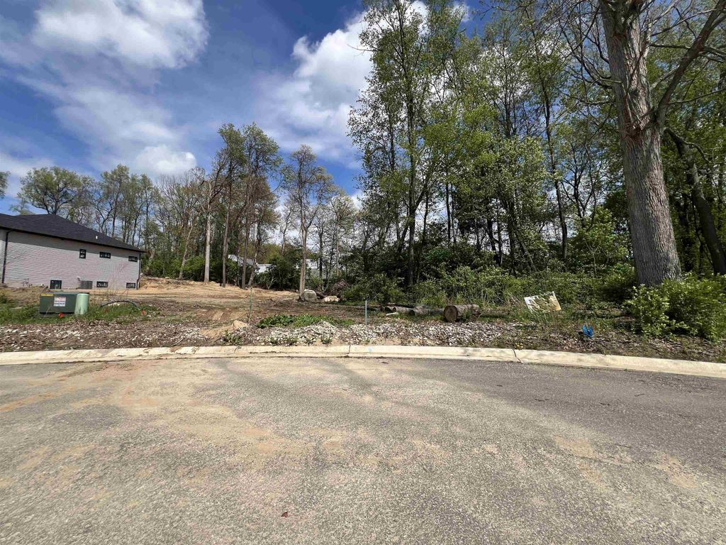 53452 Spring Blossom Court, South Bend, IN 46637