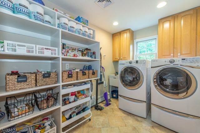 57 Bullion Rd, Bernards Twp., NJ 07920