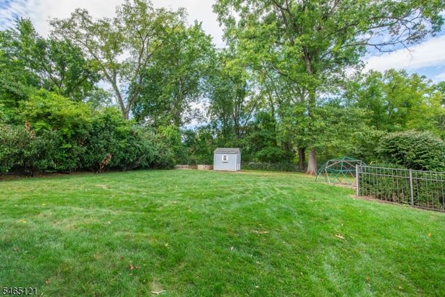 57 Bullion Rd, Bernards Twp., NJ 07920