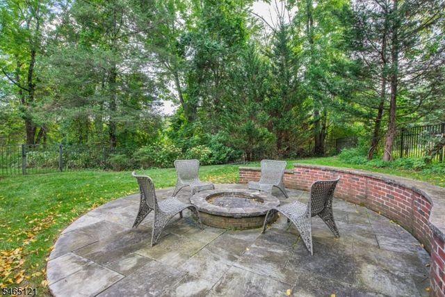 57 Bullion Rd, Bernards Twp., NJ 07920