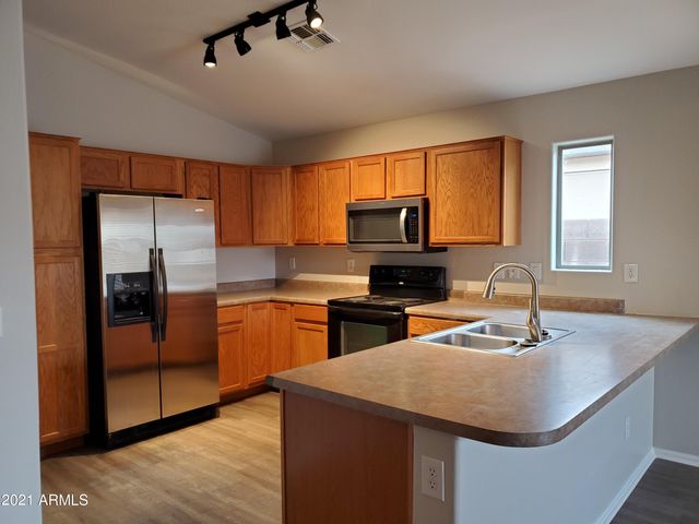 1745 E MELANIE Street, San Tan Valley, AZ 85140