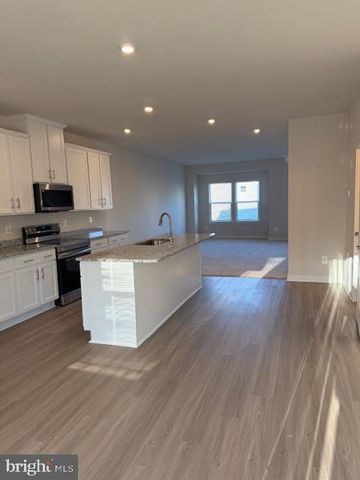 85 TUMBLEHOME RD, Inwood, WV 25428