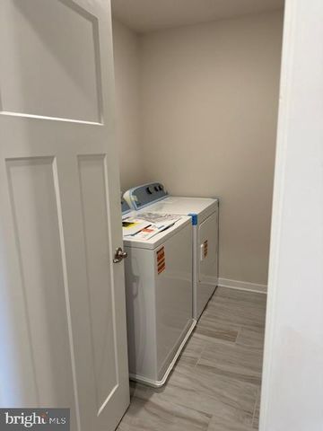 85 TUMBLEHOME RD, Inwood, WV 25428