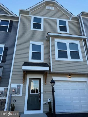 85 TUMBLEHOME RD, Inwood, WV 25428