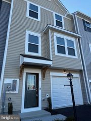 85 TUMBLEHOME RD, Inwood, WV 25428