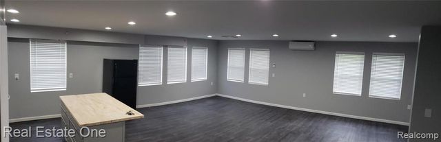 312 Mary Avenue, Royal Oak, MI 48073