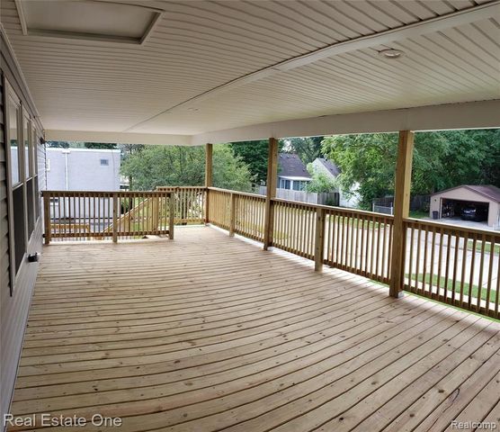 312 Mary Avenue, Royal Oak, MI 48073