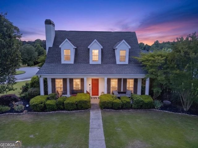 200 Meadow Lake Drive, Carrollton, GA 30116