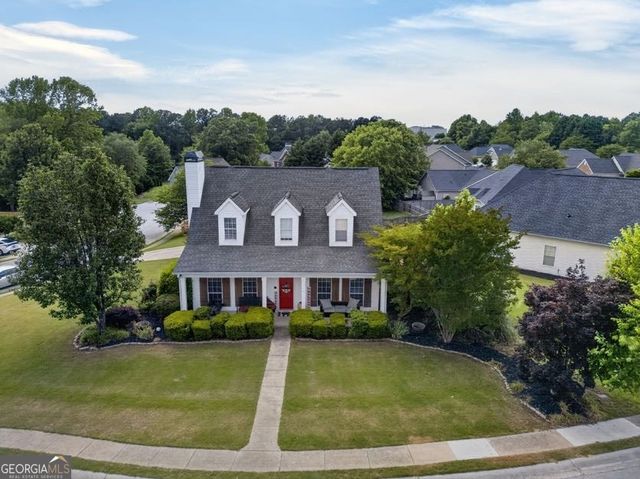 200 Meadow Lake Drive, Carrollton, GA 30116