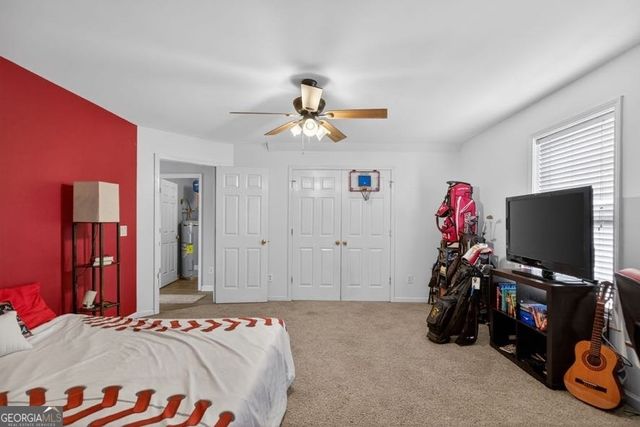 200 Meadow Lake Drive, Carrollton, GA 30116