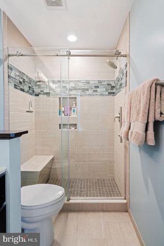 26147 LANDS END DR, Chantilly, VA 20152