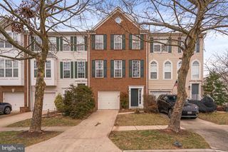 26147 LANDS END DR, Chantilly, VA 20152