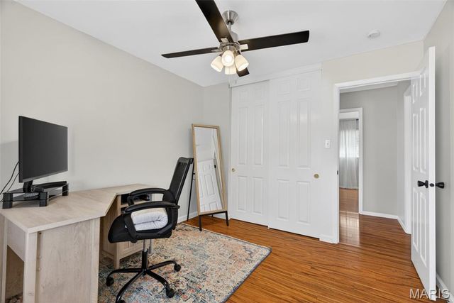 12538 Parkway Acres Court, Maryland Heights, MO 63043
