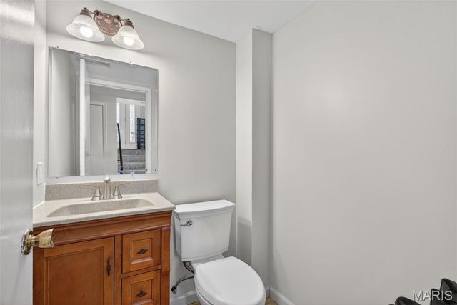 12538 Parkway Acres Court, Maryland Heights, MO 63043