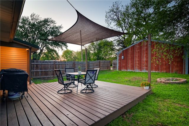 206 W Parks Street, Prairie Grove, AR 72753