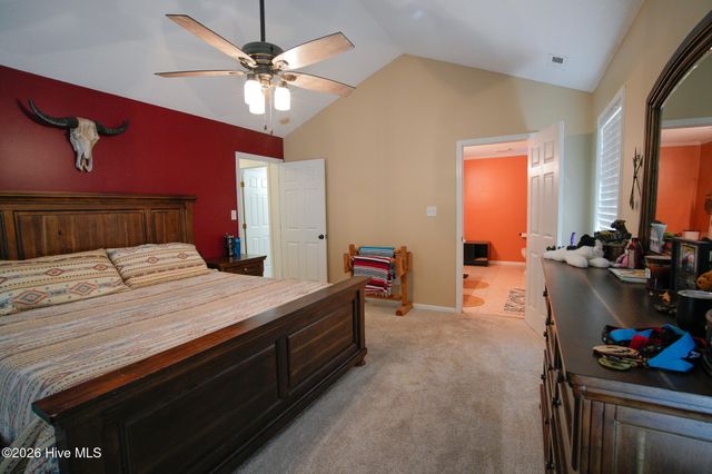 218 English Walnut Drive, Richlands, NC 28574