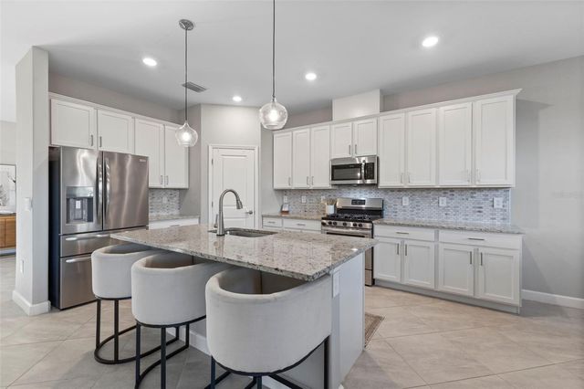 15627 WHITE LINEN DRIVE, Bradenton, FL 34211