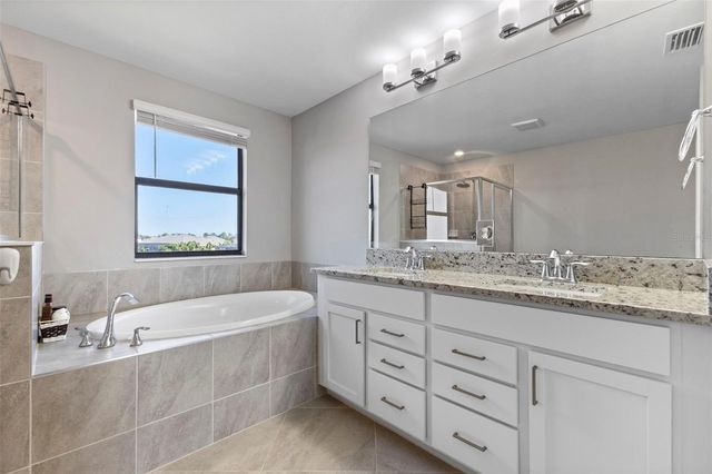 15627 WHITE LINEN DRIVE, Bradenton, FL 34211