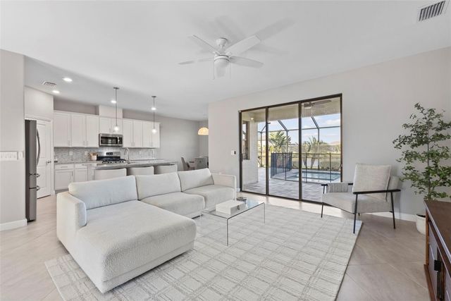 15627 WHITE LINEN DRIVE, Bradenton, FL 34211