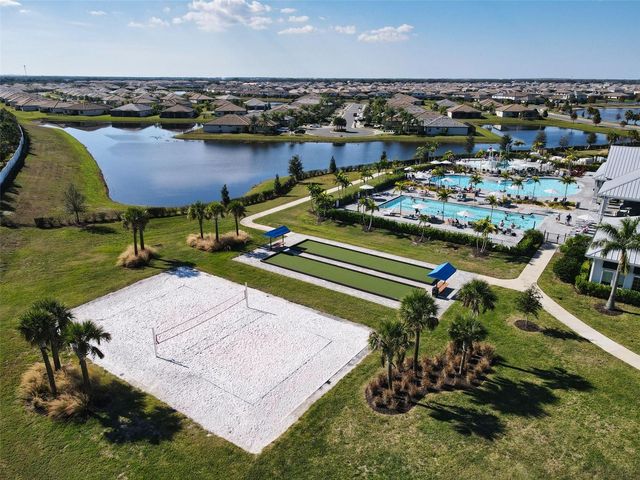 15627 WHITE LINEN DRIVE, Bradenton, FL 34211