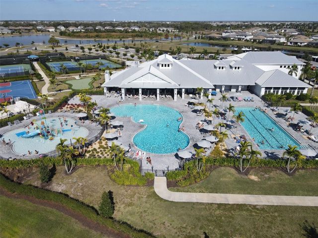 15627 WHITE LINEN DRIVE, Bradenton, FL 34211