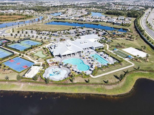 15627 WHITE LINEN DRIVE, Bradenton, FL 34211