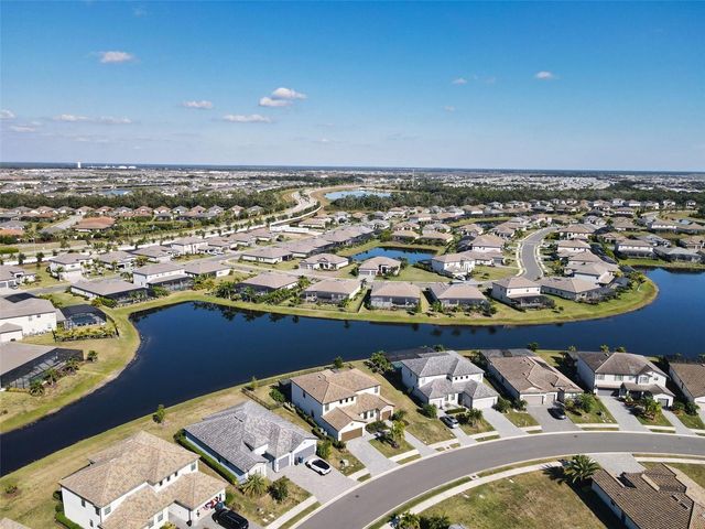 15627 WHITE LINEN DRIVE, Bradenton, FL 34211