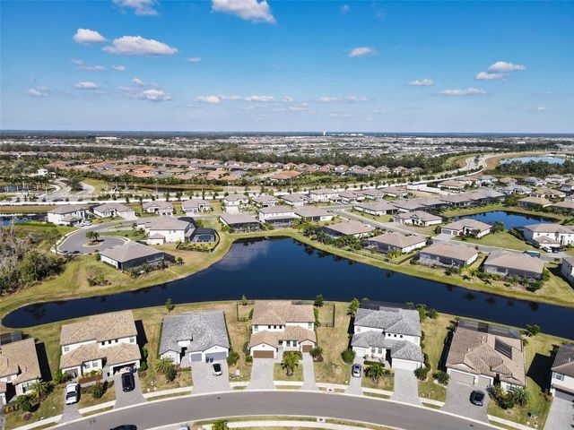 15627 WHITE LINEN DRIVE, Bradenton, FL 34211