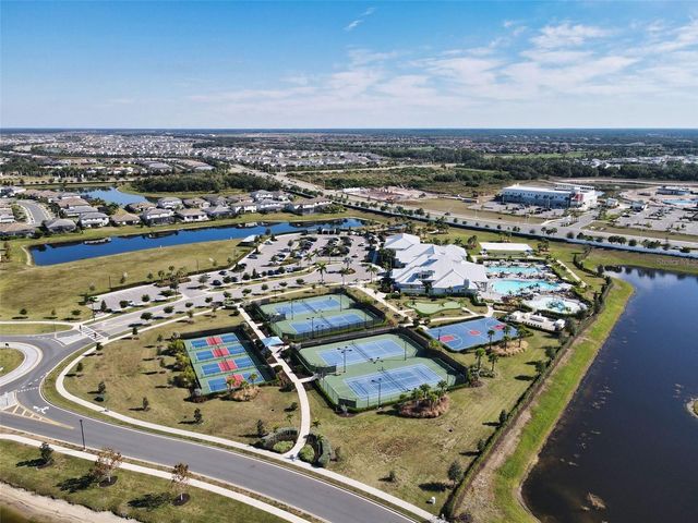 15627 WHITE LINEN DRIVE, Bradenton, FL 34211