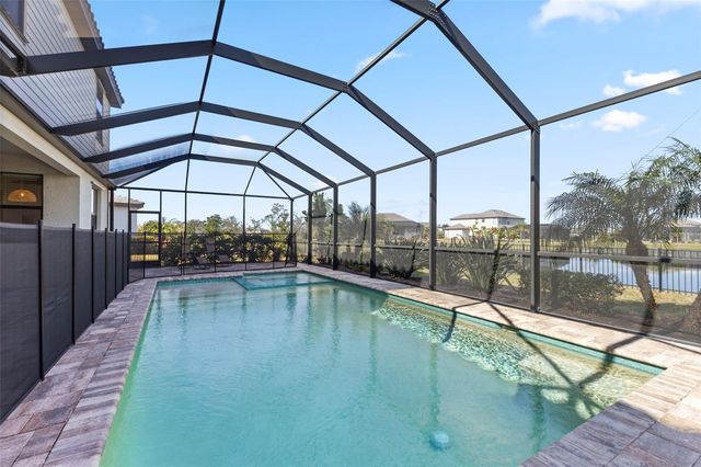 15627 WHITE LINEN DRIVE, Bradenton, FL 34211