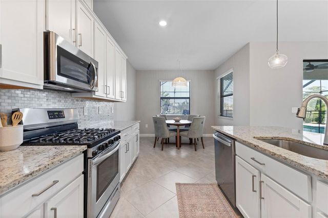 15627 WHITE LINEN DRIVE, Bradenton, FL 34211