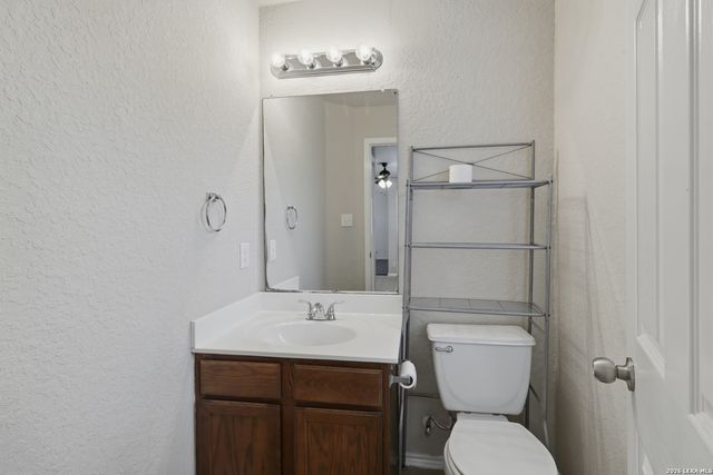 714 Sanderling, San Antonio, TX 78245