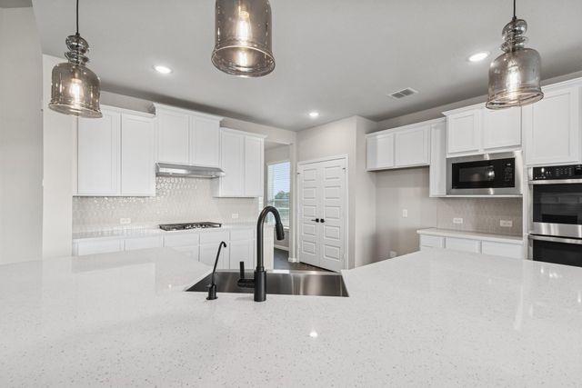 6911 Allens Landing, Needville, TX 77461