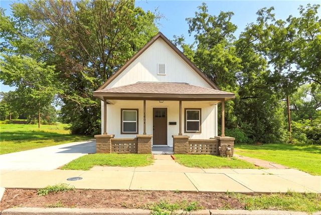 1604 N 9th Street, Kansas City, KS 66101