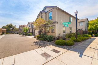 6 Sea Hawk Pl, Sacramento, CA 95835