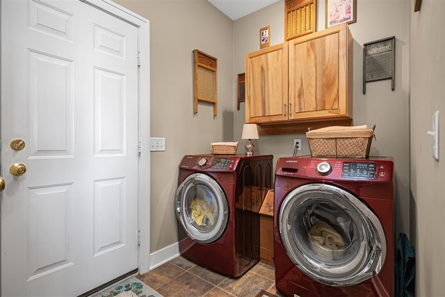 8562 W Woodridge Drive, Mears, MI 49436