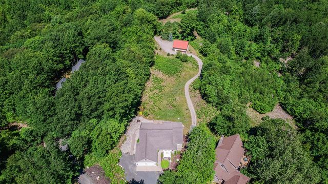 8562 W Woodridge Drive, Mears, MI 49436