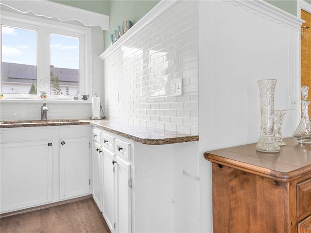 33 Governor Street, Cranston, RI 02920