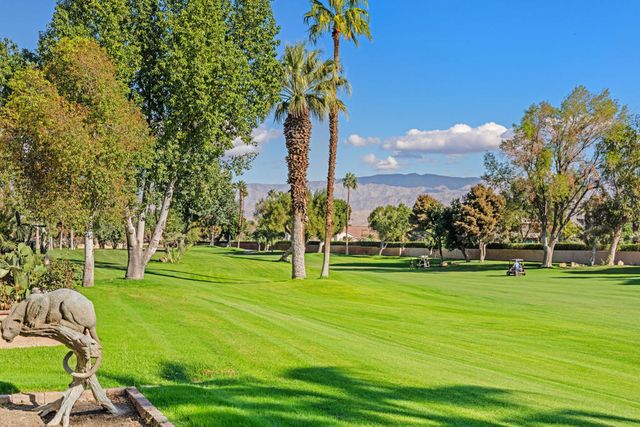 41396 Woodhaven Drive E, Palm Desert, CA 92211