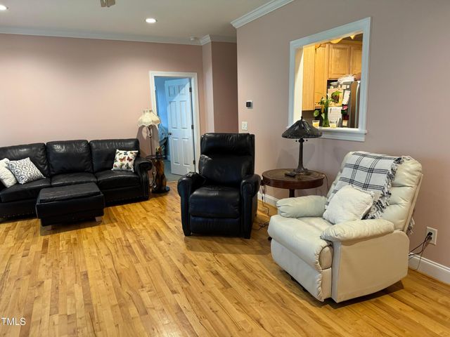 105 Perry Lane, Zebulon, NC 27597