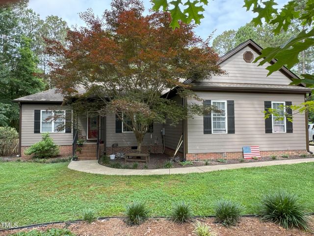 105 Perry Lane, Zebulon, NC 27597